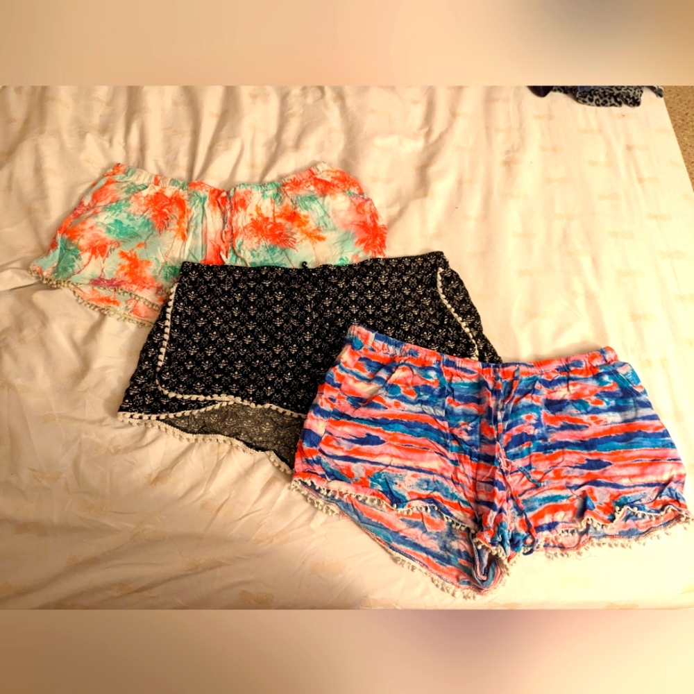 XL Set of Three Soft Shorts
